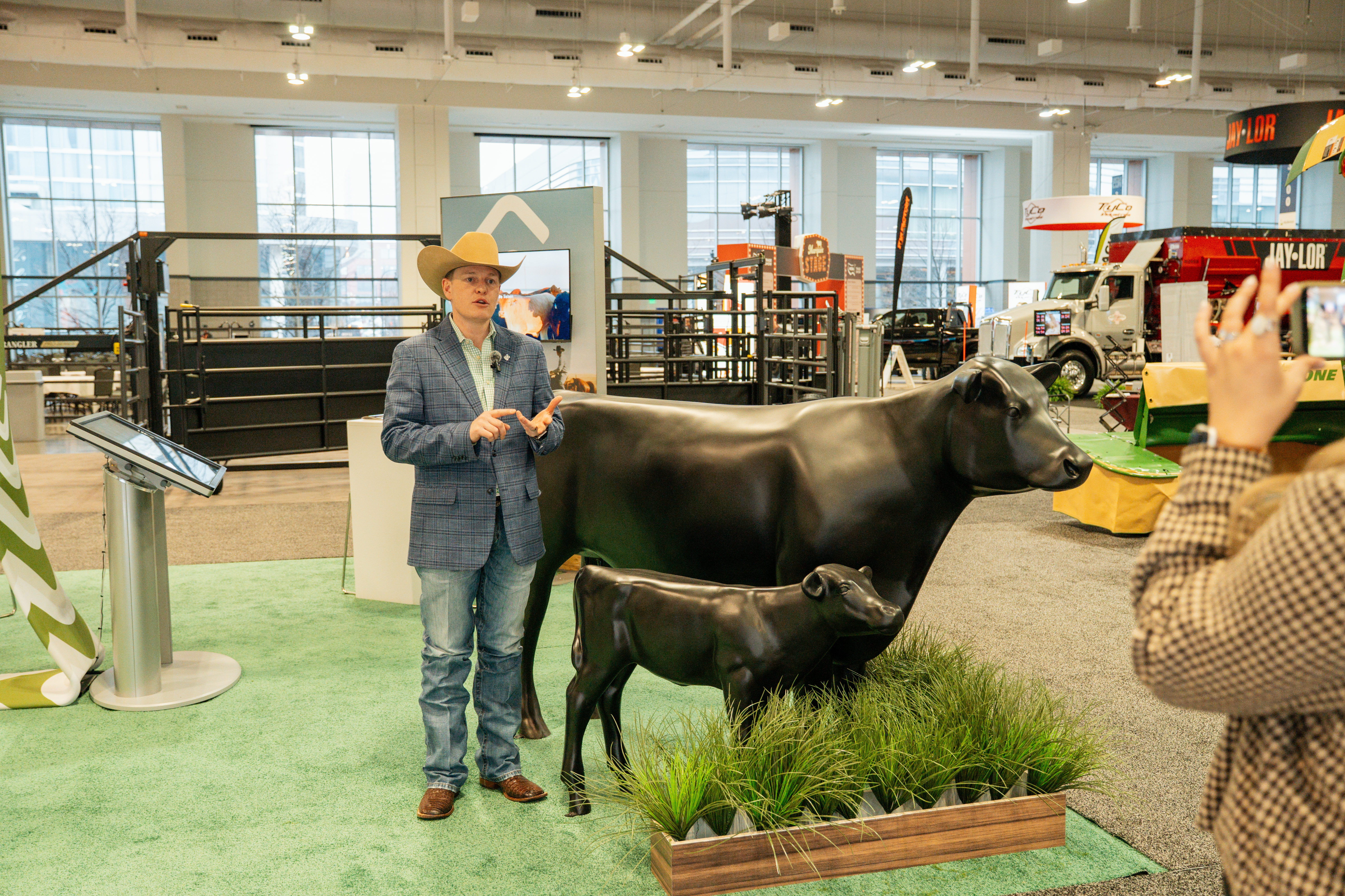CERES TAG: Launches CERES GEN6 at CattleCon 2026
